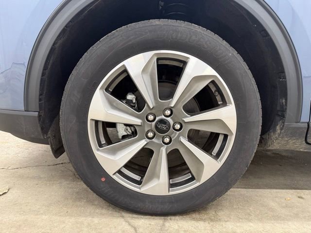 Used 2025 Ford Escape Platinum AWD/4WD image 29