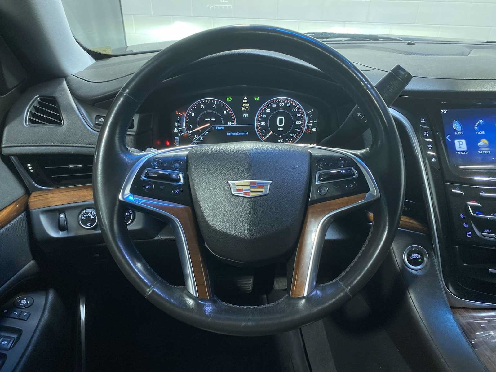 Used 2015 Cadillac Escalade Premium AWD/4WD image 15