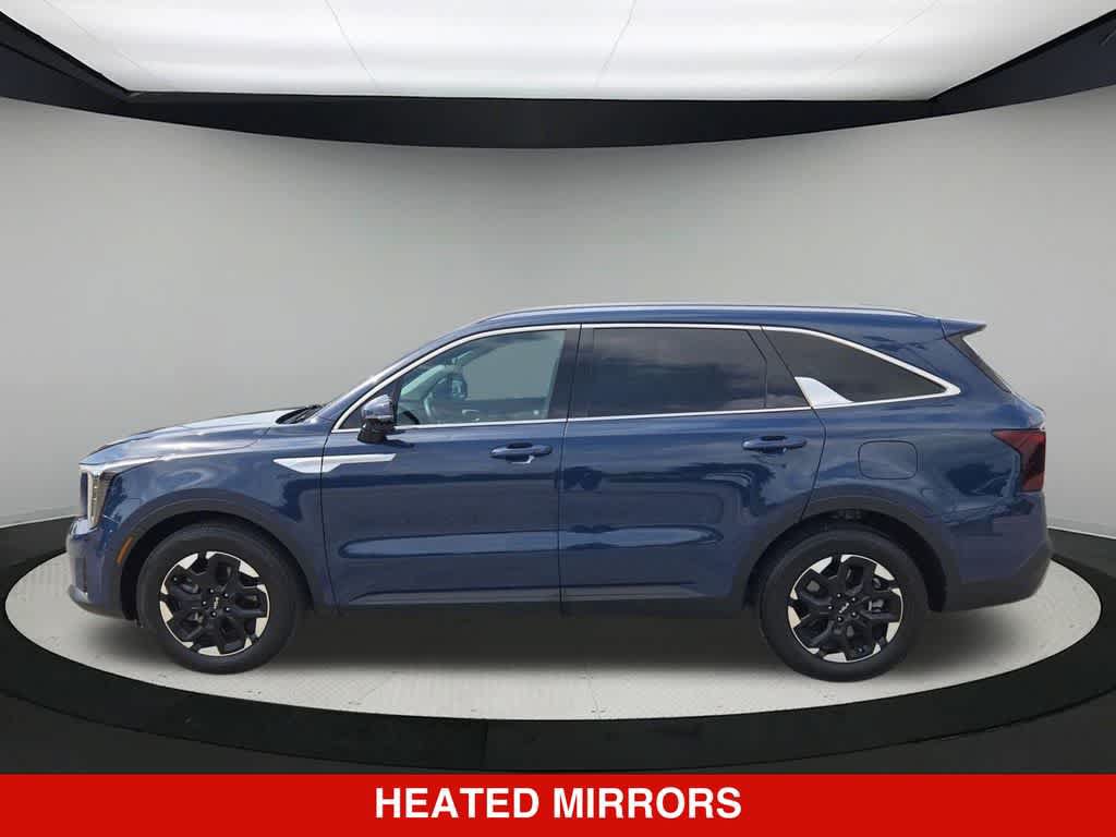 Used 2025 Kia Sorento S FWD image 3