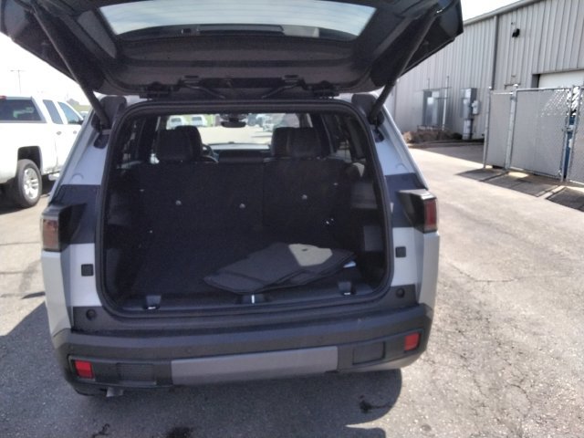 Used 2026 Jeep Cherokee Limited AWD/4WD image 12