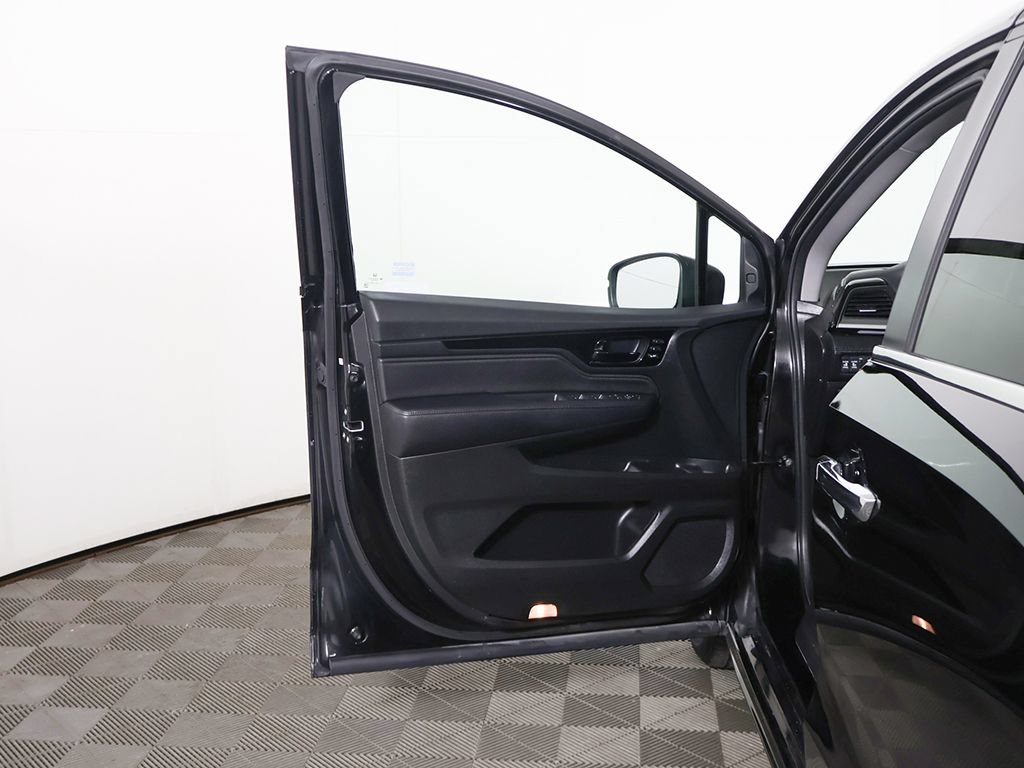 Used 2023 Honda Odyssey Touring image 23