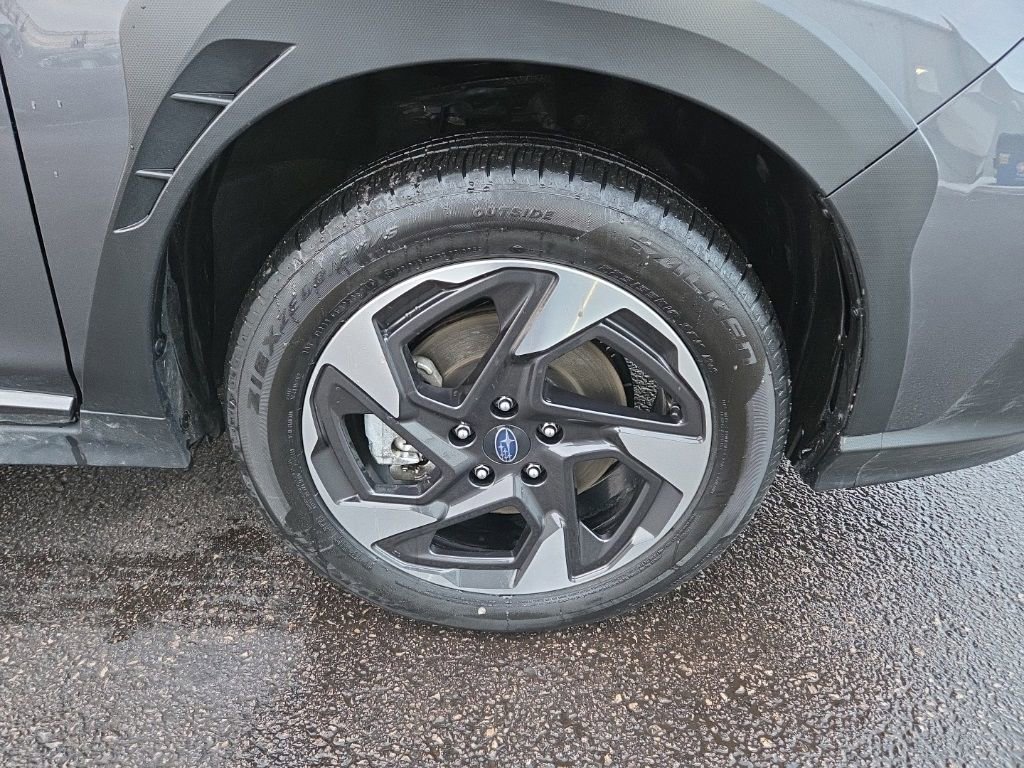 Certified 2025 Subaru Crosstrek 2.5i Limited w/ Crosstrek Mirror Package image 22