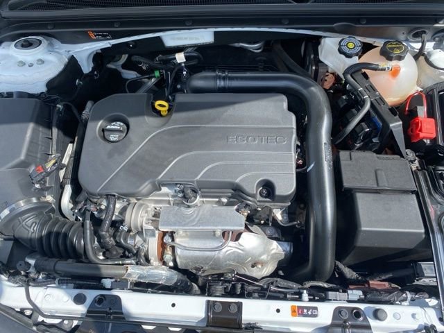 Used 2024 Chevrolet Malibu RS image 33