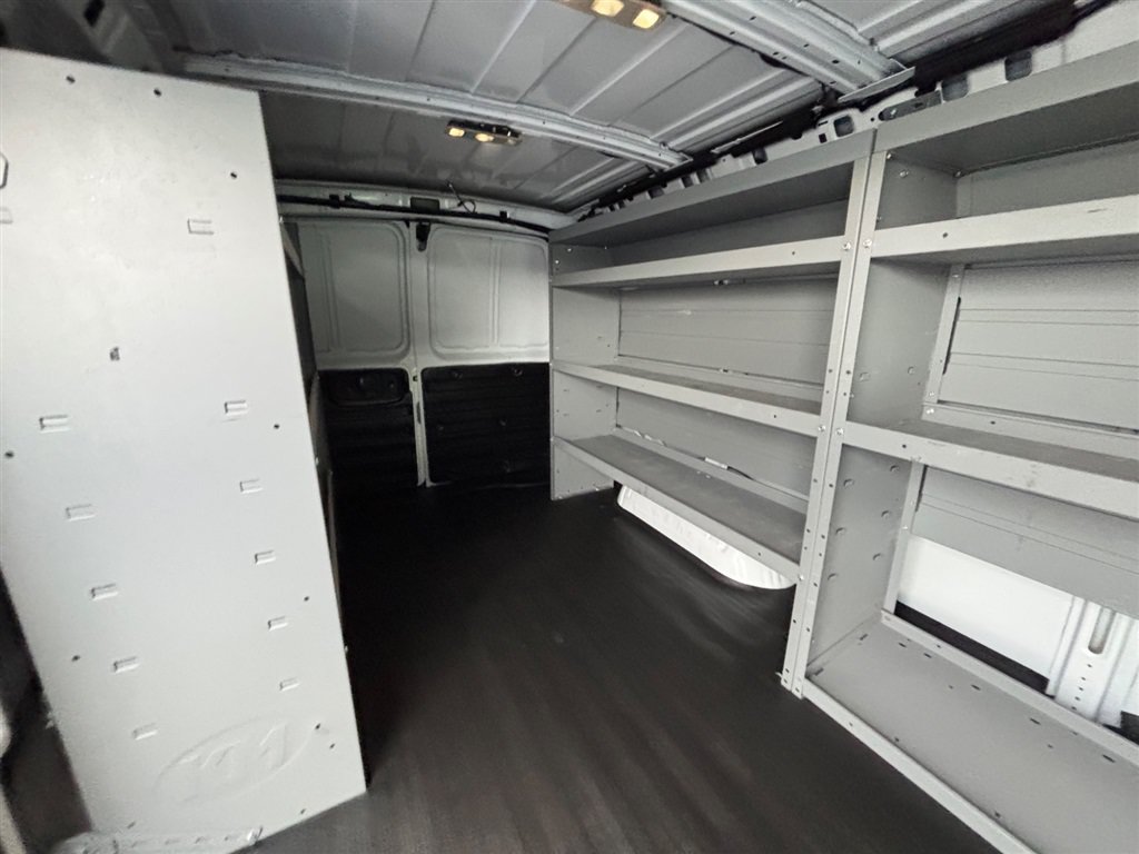 Used 2022 Chevrolet Express 2500 w/ Driver Convenience Package RWD image 17