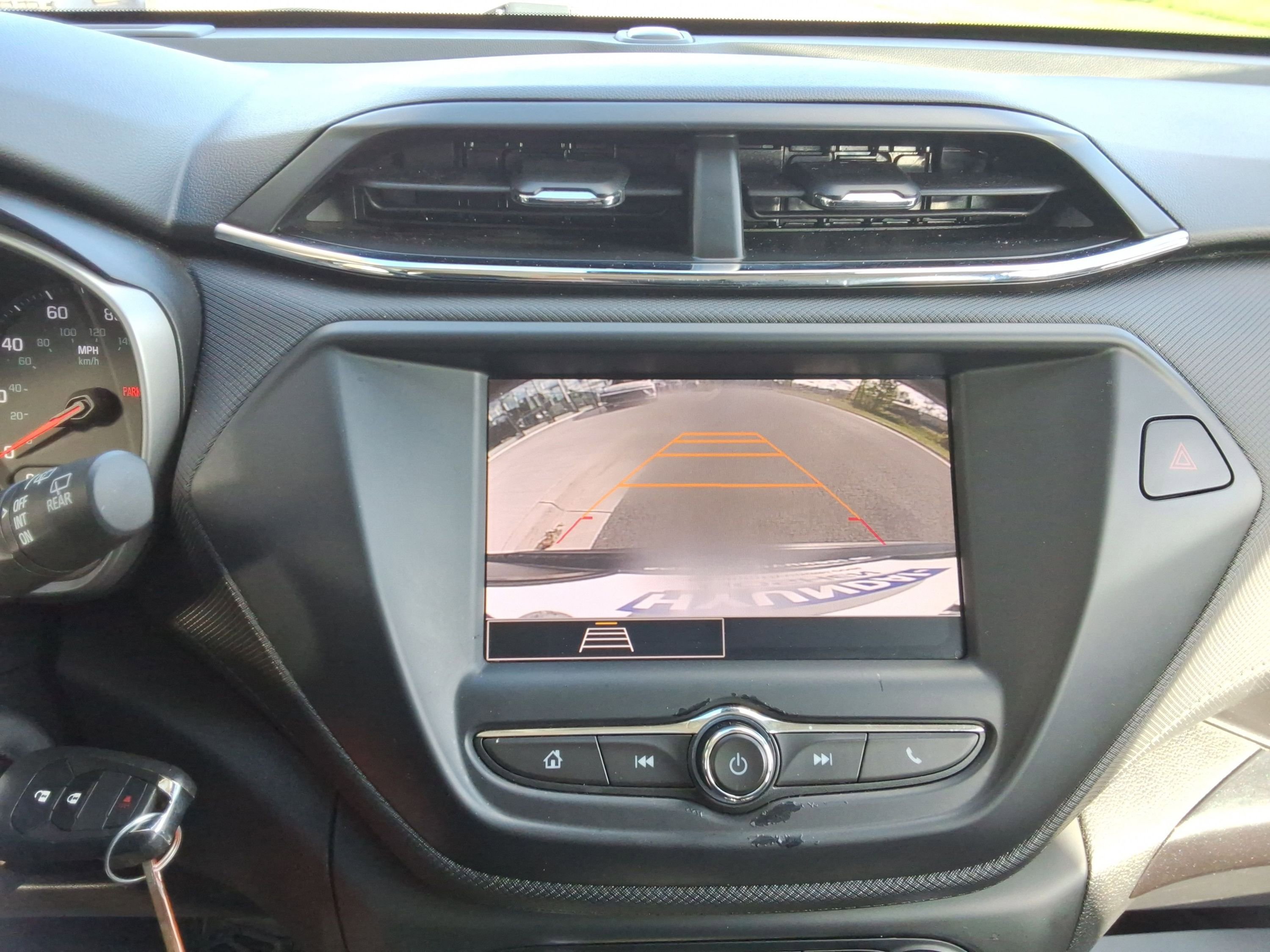 Used 2023 Chevrolet TrailBlazer LS AWD/4WD image 16