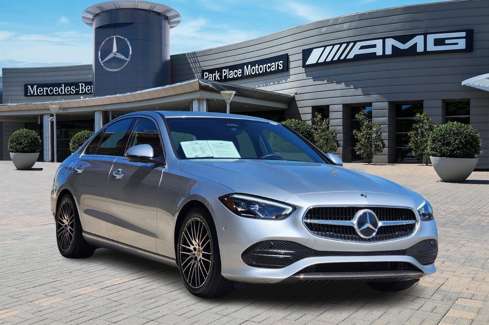 Certified 2025 Mercedes-Benz C 300 4MATIC Sedan image 2