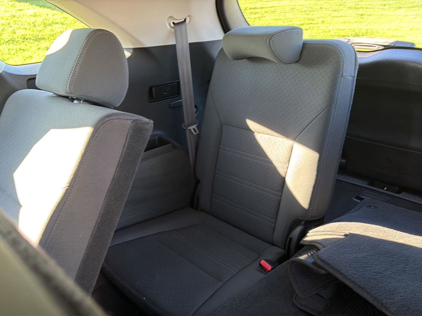 Used 2020 Kia Sorento L FWD image 12