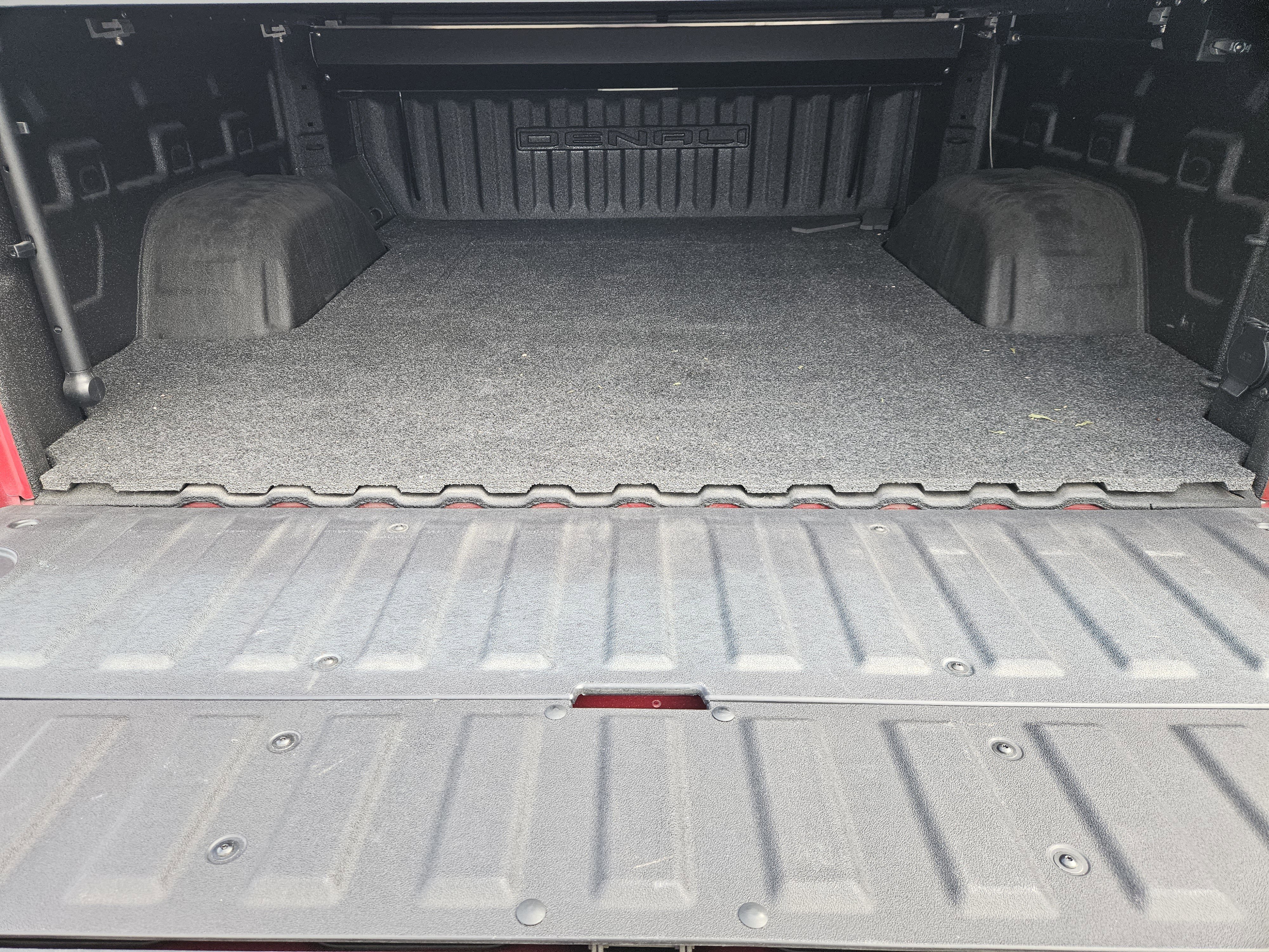 Used 2024 GMC Sierra 1500 Denali w/ Technology Package image 34