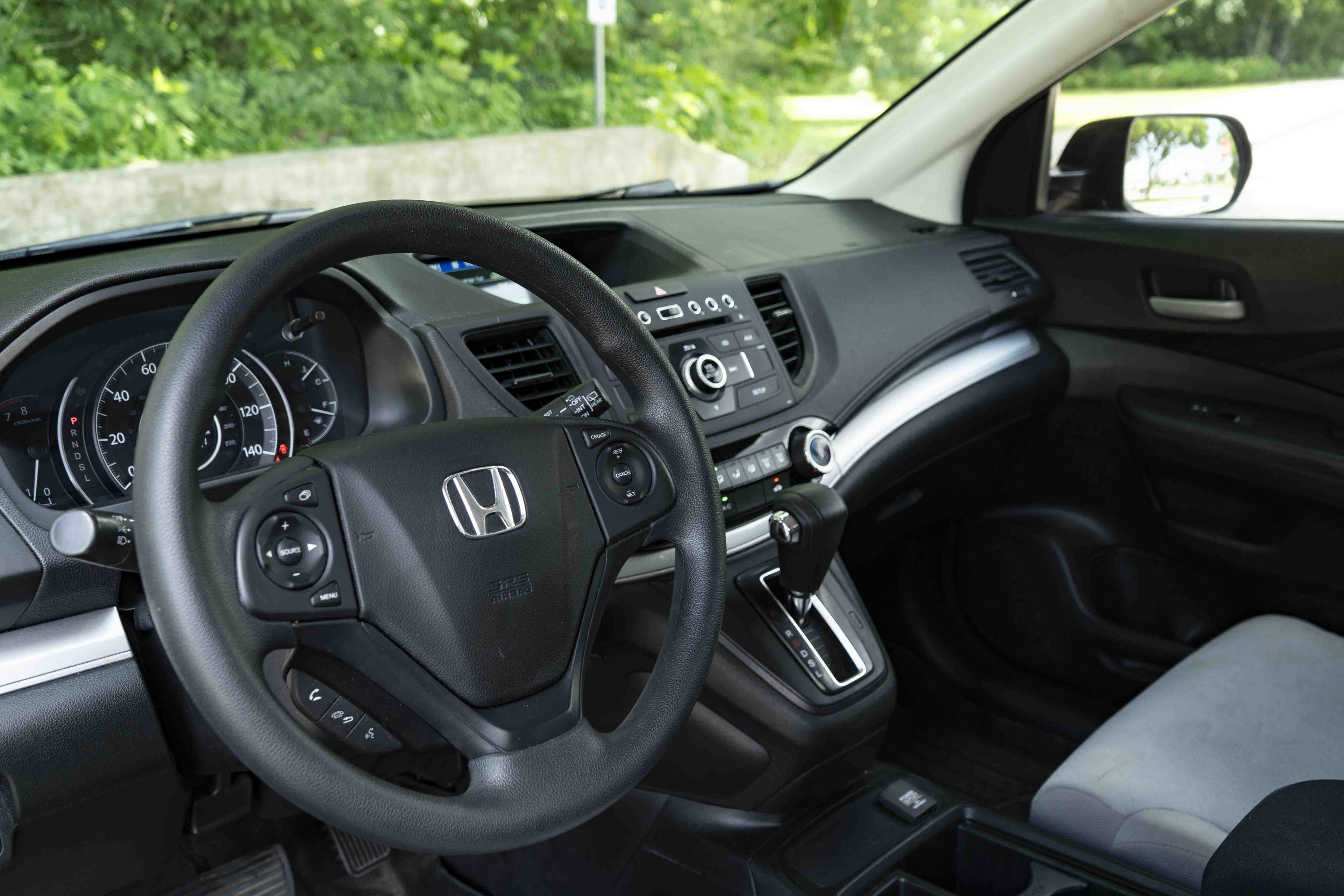 Used 2015 Honda CR-V LX image 16
