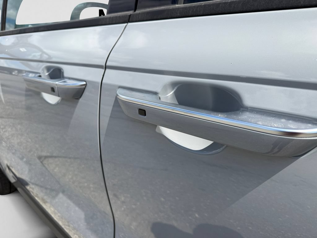 New 2027 Kia Carnival EX FWD image 30