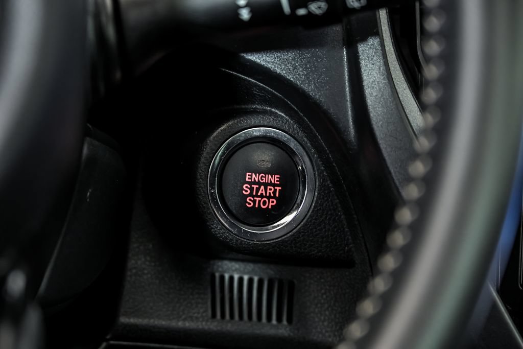 Used 2025 Subaru Forester Premium AWD/4WD image 20