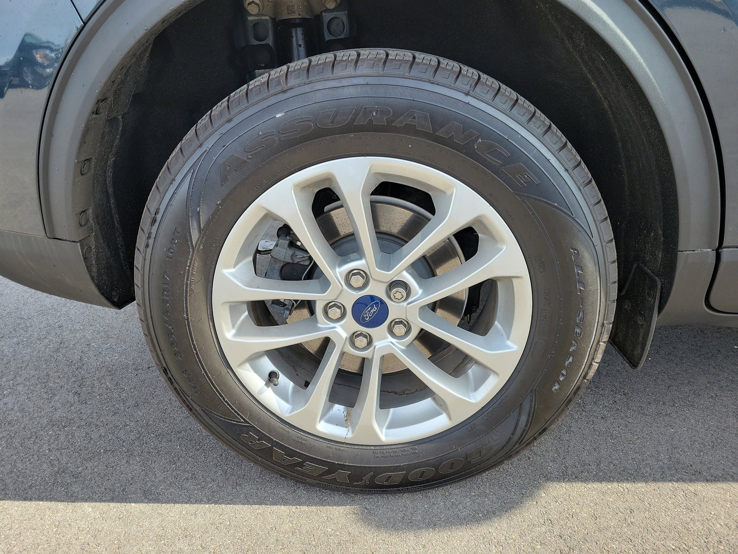 Certified 2022 Ford Escape SE w/ Cold Weather Package AWD/4WD image 5