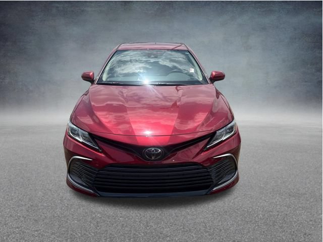 Used 2022 Toyota Camry LE FWD image 2
