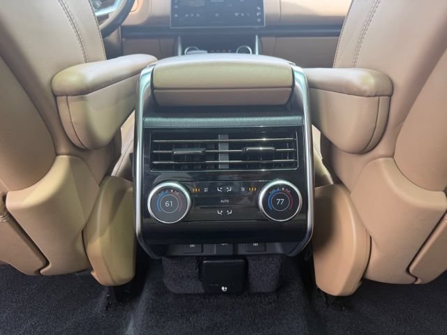 Used 2023 Land Rover Range Rover Long Wheelbase SE AWD/4WD image 23