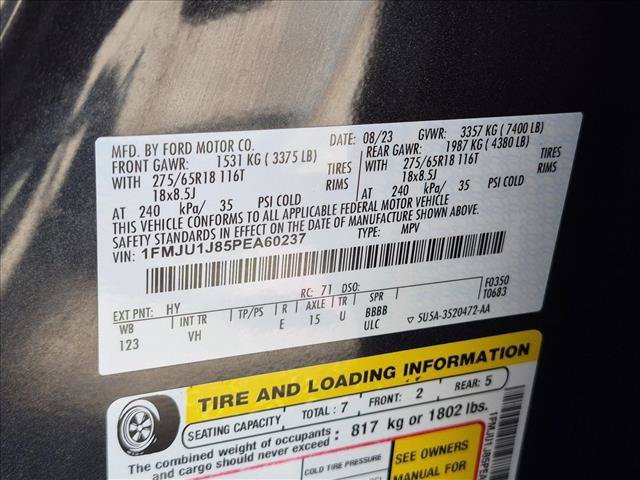 Used 2023 Ford Expedition XLT AWD/4WD image 25
