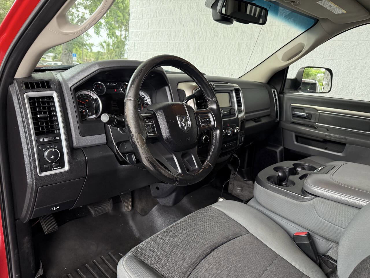 Used 2013 RAM 3500 SLT w/ Luxury Group image 4