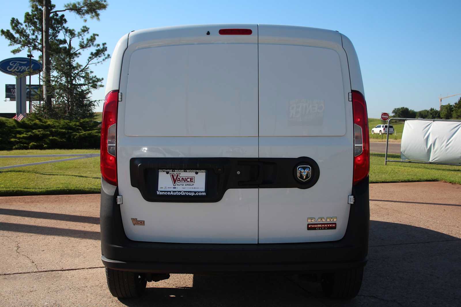 Used 2021 RAM ProMaster City Tradesman FWD image 8