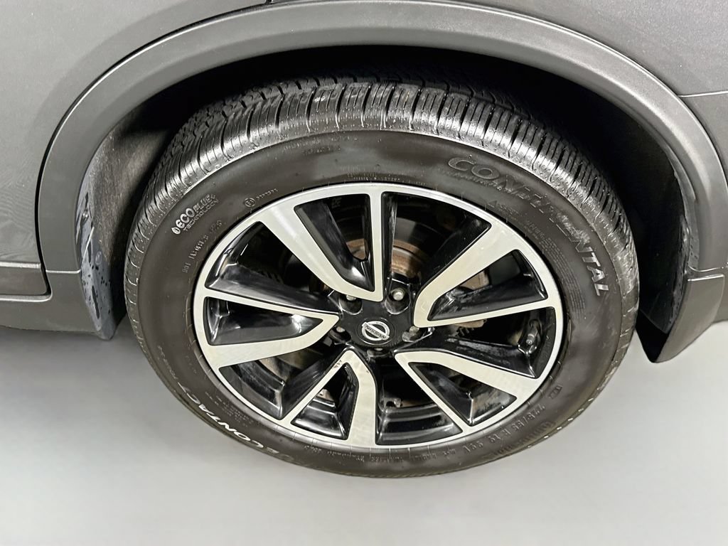 Used 2018 Nissan Rogue SL w/ Premium Package AWD/4WD image 34