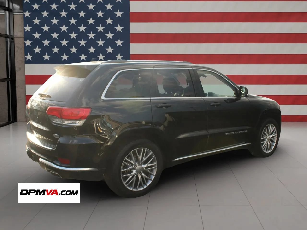 Used 2018 Jeep Grand Cherokee Summit w/ Platinum Series Group AWD/4WD image 7