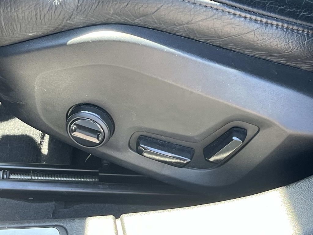 Certified 2023 Volvo S60 T8 Plus w/ Climate Package image 24