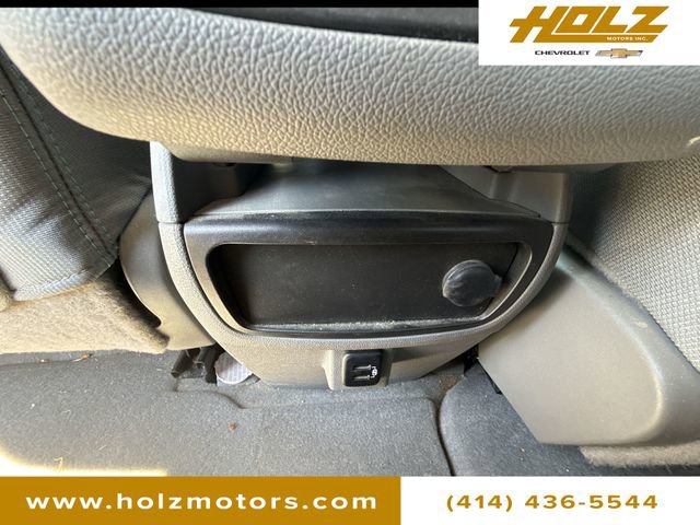 Used 2017 Chevrolet Traverse LS AWD/4WD image 19