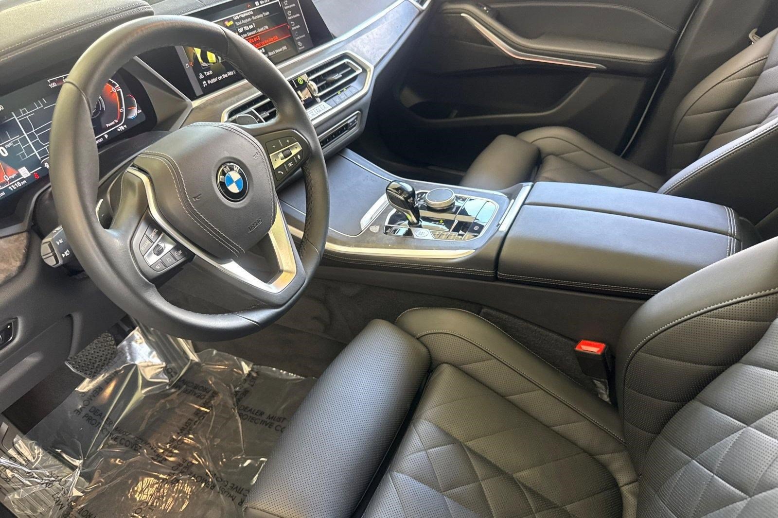 Certified 2023 BMW X5 xDrive40i w/ Premium Package AWD/4WD image 4