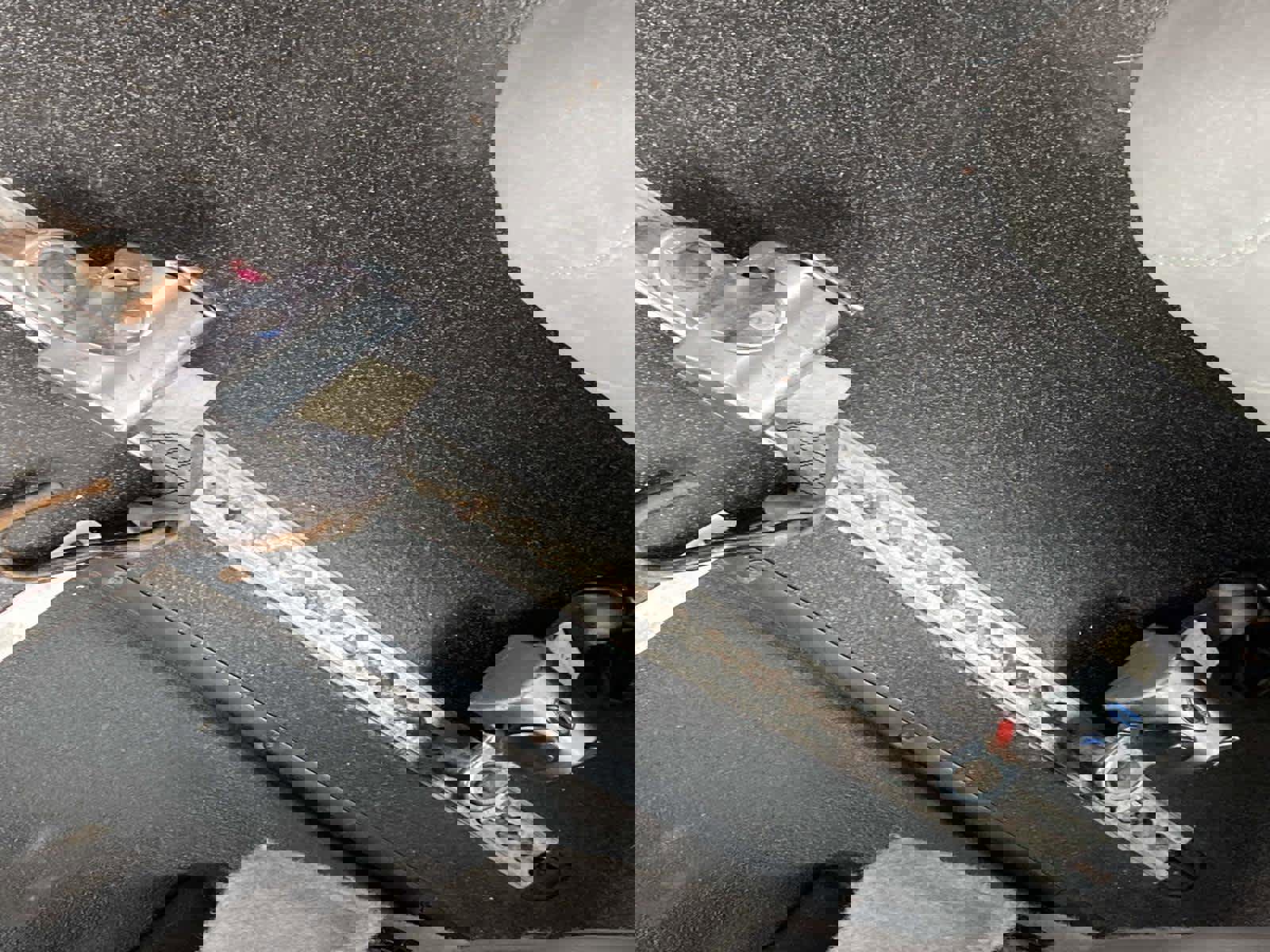 Used 2011 Ford E-350 and Econoline 350 Extended Super Duty w/ PWR Group image 27