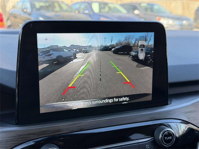 Used 2020 Ford Escape Titanium image 5