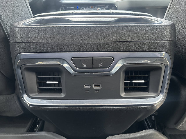 Used 2024 Chevrolet Silverado 2500 High Country w/ High Country Premium Package AWD/4WD image 18