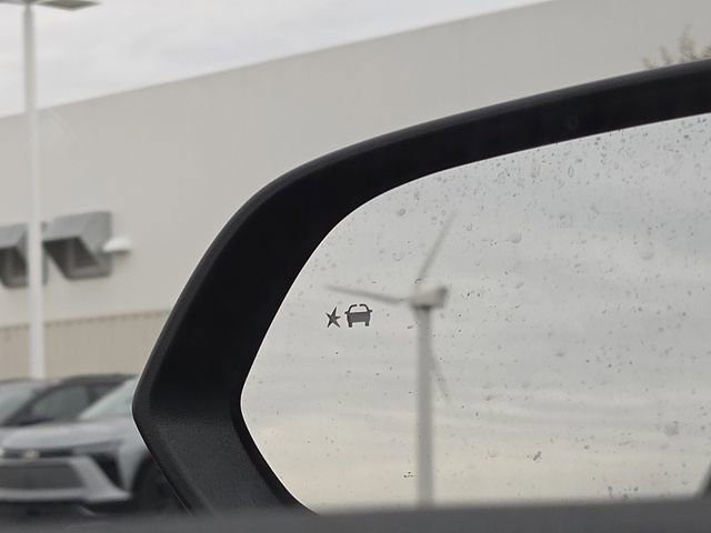 New 2026 Chevrolet Equinox EV RS image 17