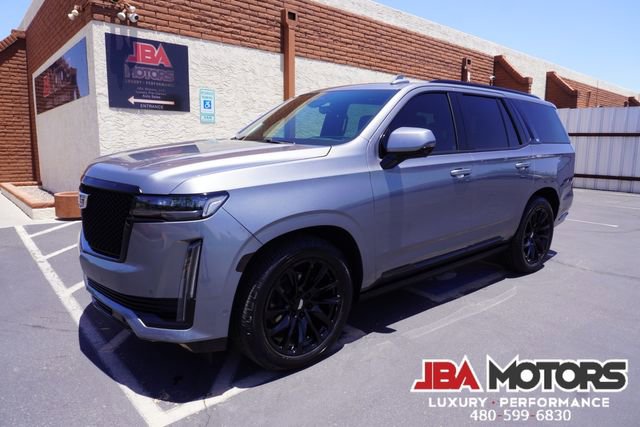 Used 2022 Cadillac Escalade Sport Platinum w/ Heavy-Duty Trailer Package image 11