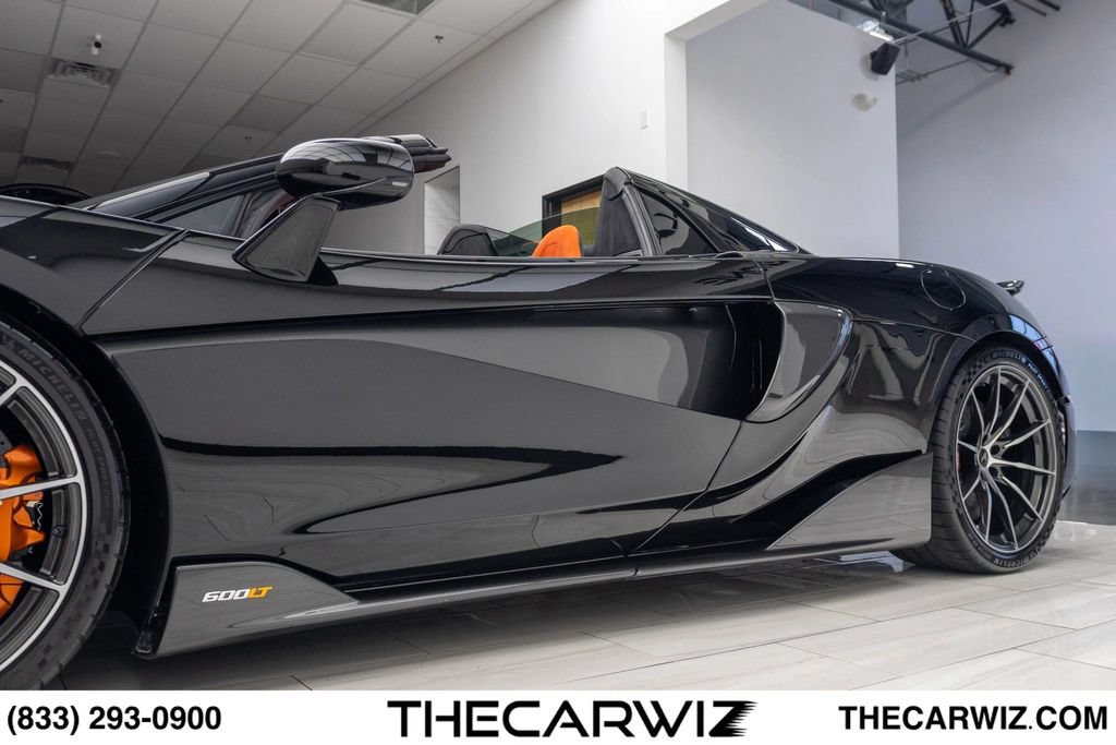 Used 2020 McLaren 600LT Spider RWD image 13