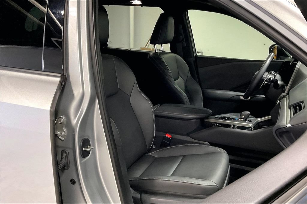Used 2025 Lexus TX 350 FWD w/ Technology Package image 9