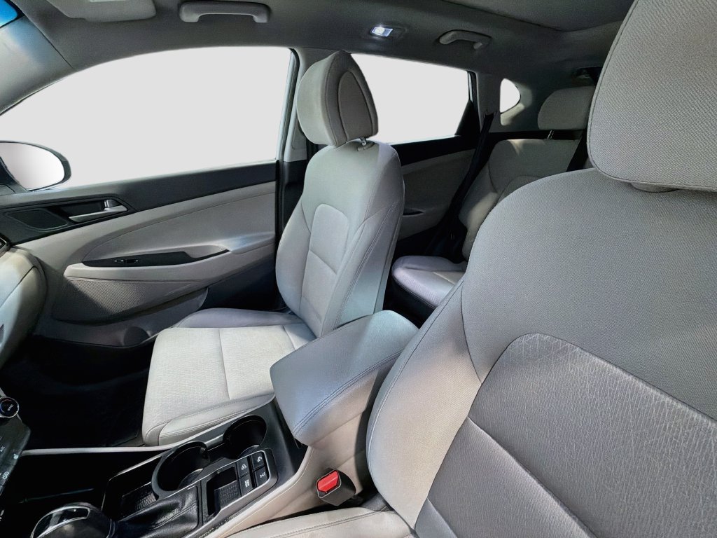 Used 2018 Hyundai Tucson Value AWD/4WD image 19