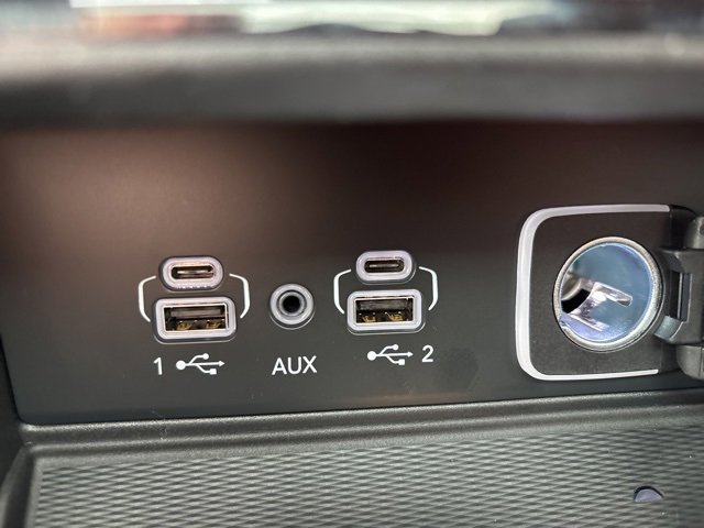 New 2025 Jeep Grand Cherokee Summit w/ Adv Protech Group IV image 14