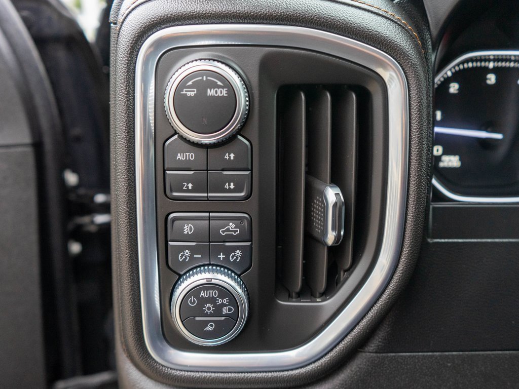 Used 2021 GMC Sierra 2500 AT4 image 19