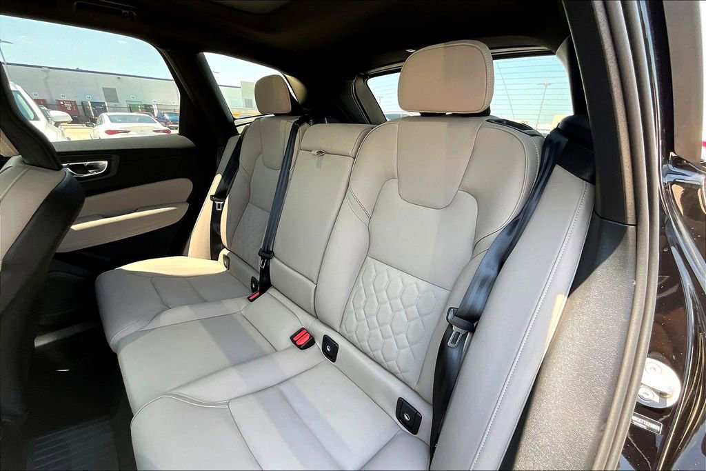 New 2026 Volvo XC60 T8 Plus w/ Protection Package Premier image 19