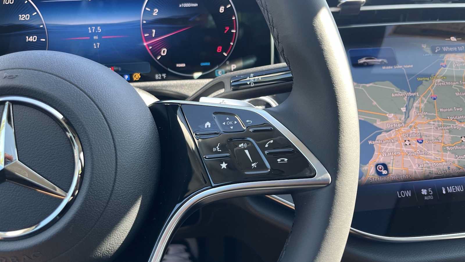 New 2026 Mercedes-Benz E 350 4MATIC Sedan image 40
