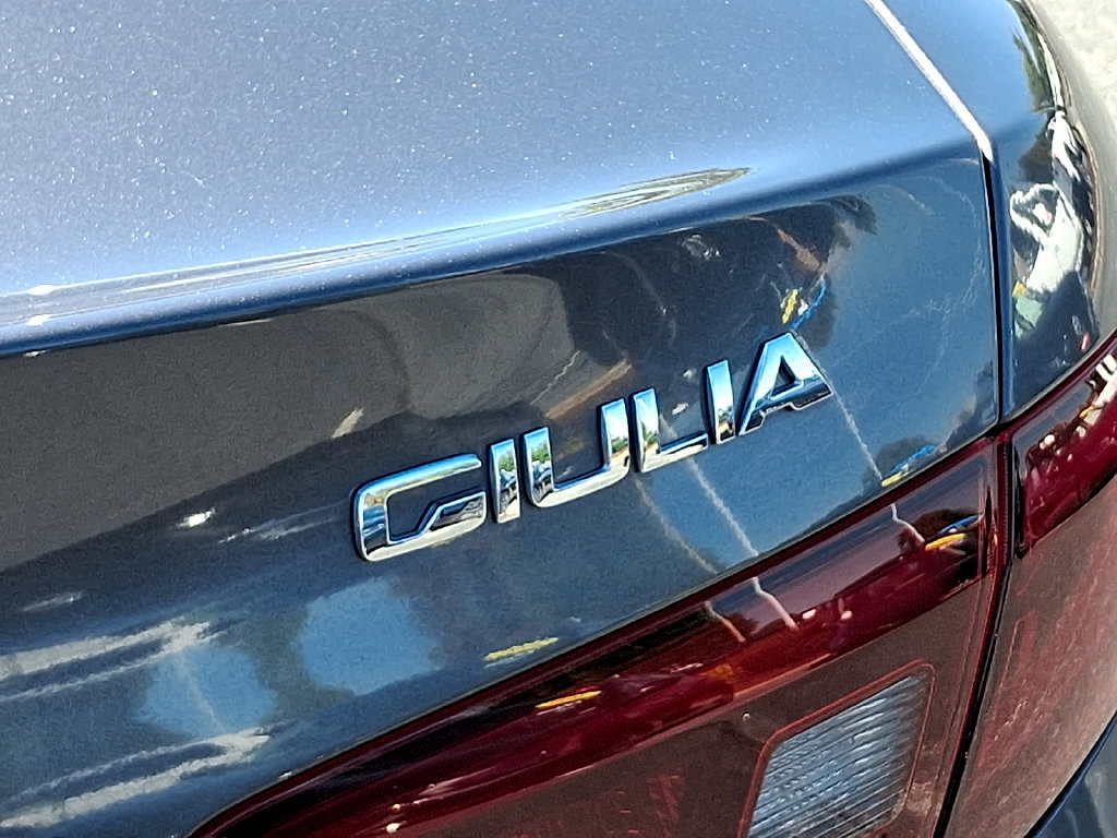 Used 2021 Alfa Romeo Giulia Sprint RWD image 31