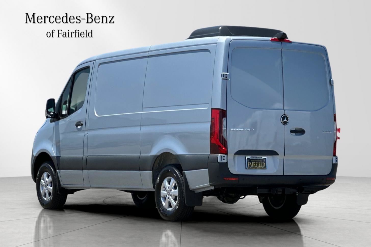 Used 2025 Mercedes-Benz Sprinter 2500 image 5