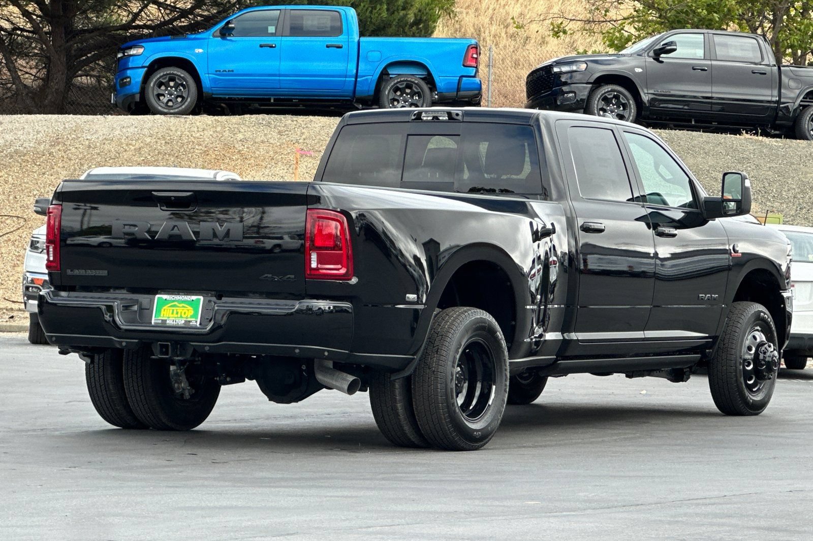 New 2026 RAM 3500 Laramie AWD/4WD image 4