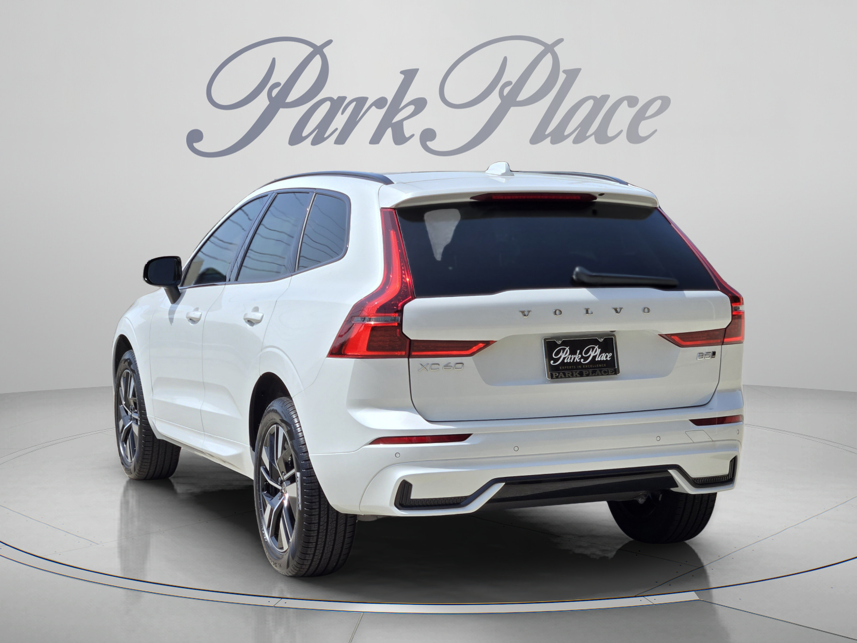 New 2026 Volvo XC60 B5 Core w/ Climate Package AWD/4WD image 3