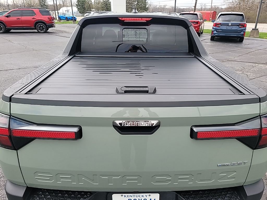 Used 2025 Hyundai Santa Cruz Limited image 5