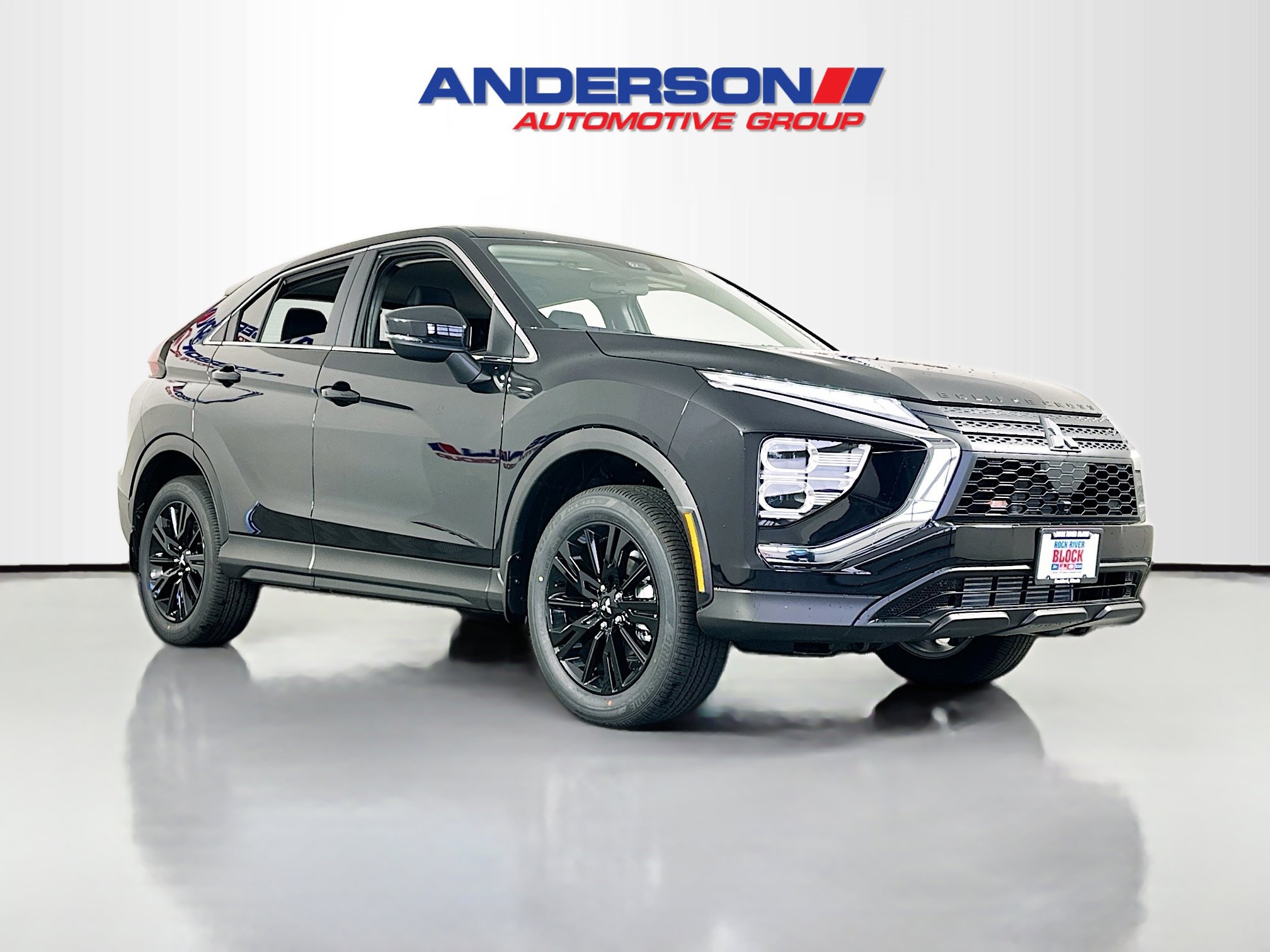 New 2024 Mitsubishi Eclipse Cross LE image 1