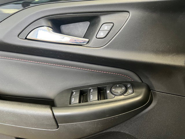 Used 2021 Chevrolet TrailBlazer RS w/ Convenience Package image 29