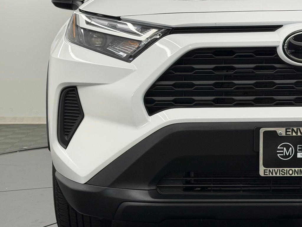 Certified 2025 Toyota RAV4 XLE w/ Convenience Package FWD image 9