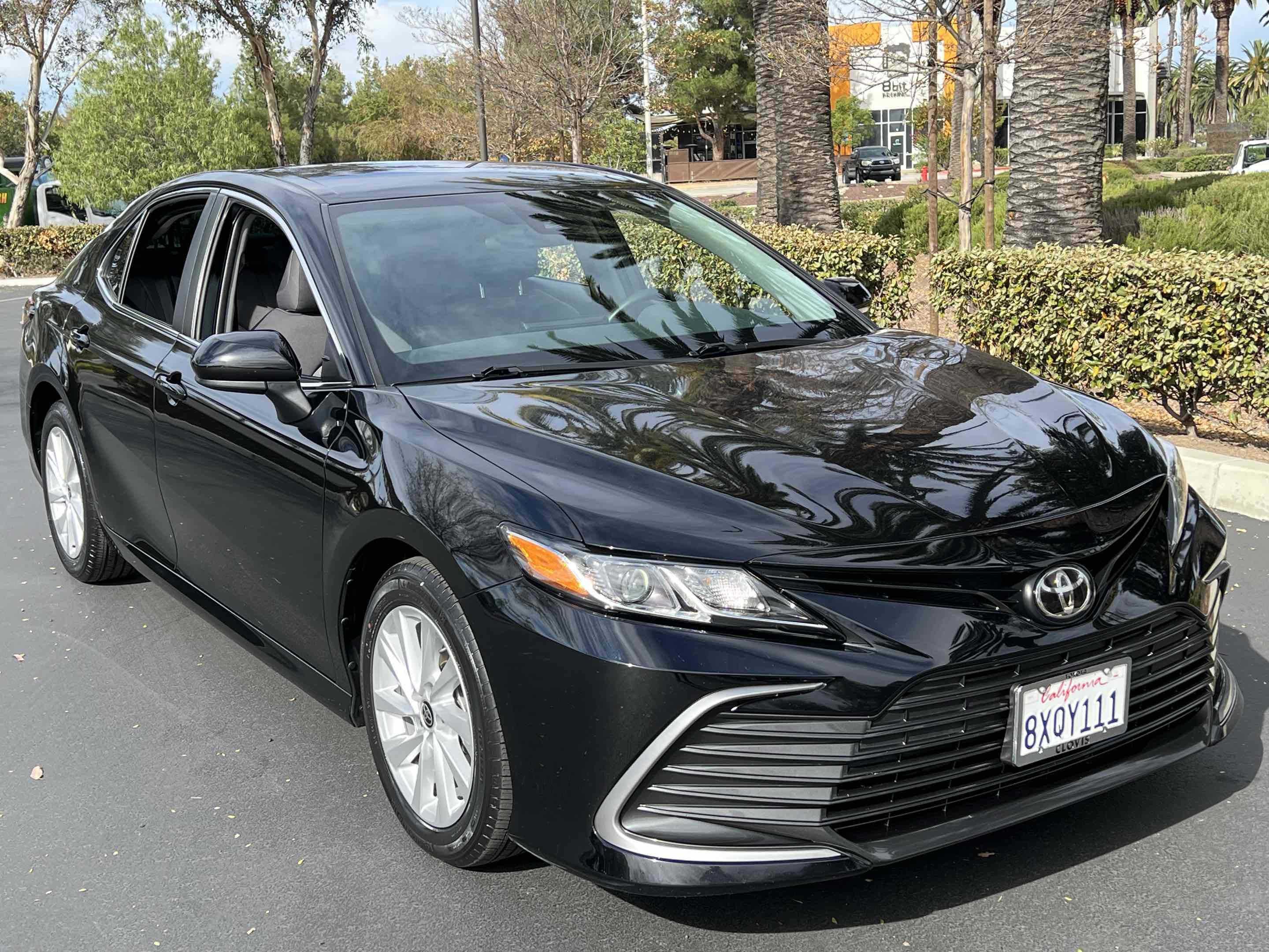 Used 2021 Toyota Camry LE image 17