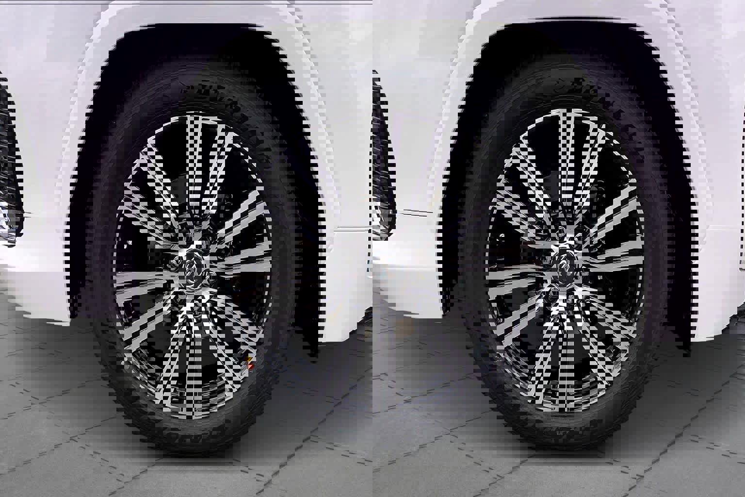 New 2025 Lexus LX 600 4WD w/ Luxury Package image 11