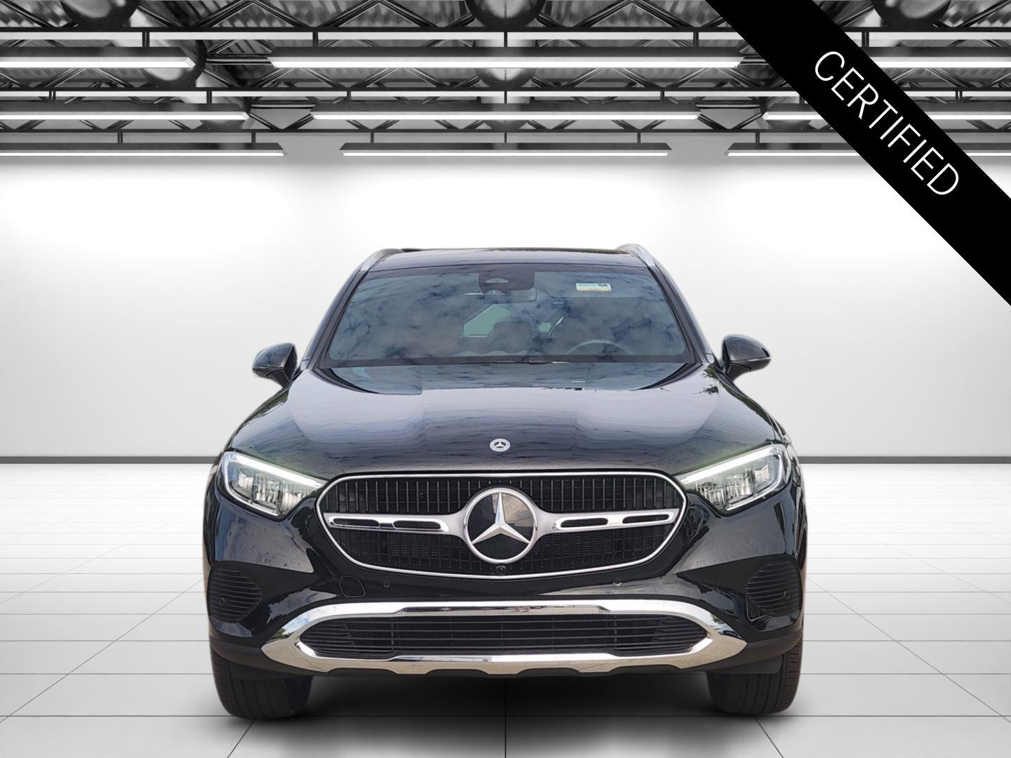 Certified 2026 Mercedes-Benz GLC 300 image 4