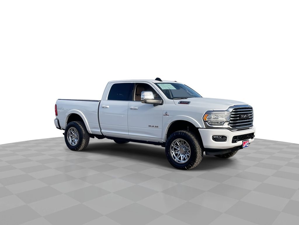 Used 2023 RAM 3500 Limited image 2